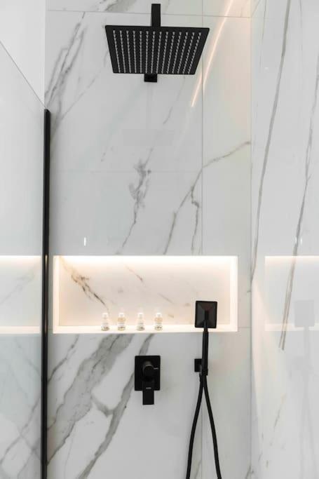 Atmosfere Terrace View Apartment بيرغامو المظهر الخارجي الصورة